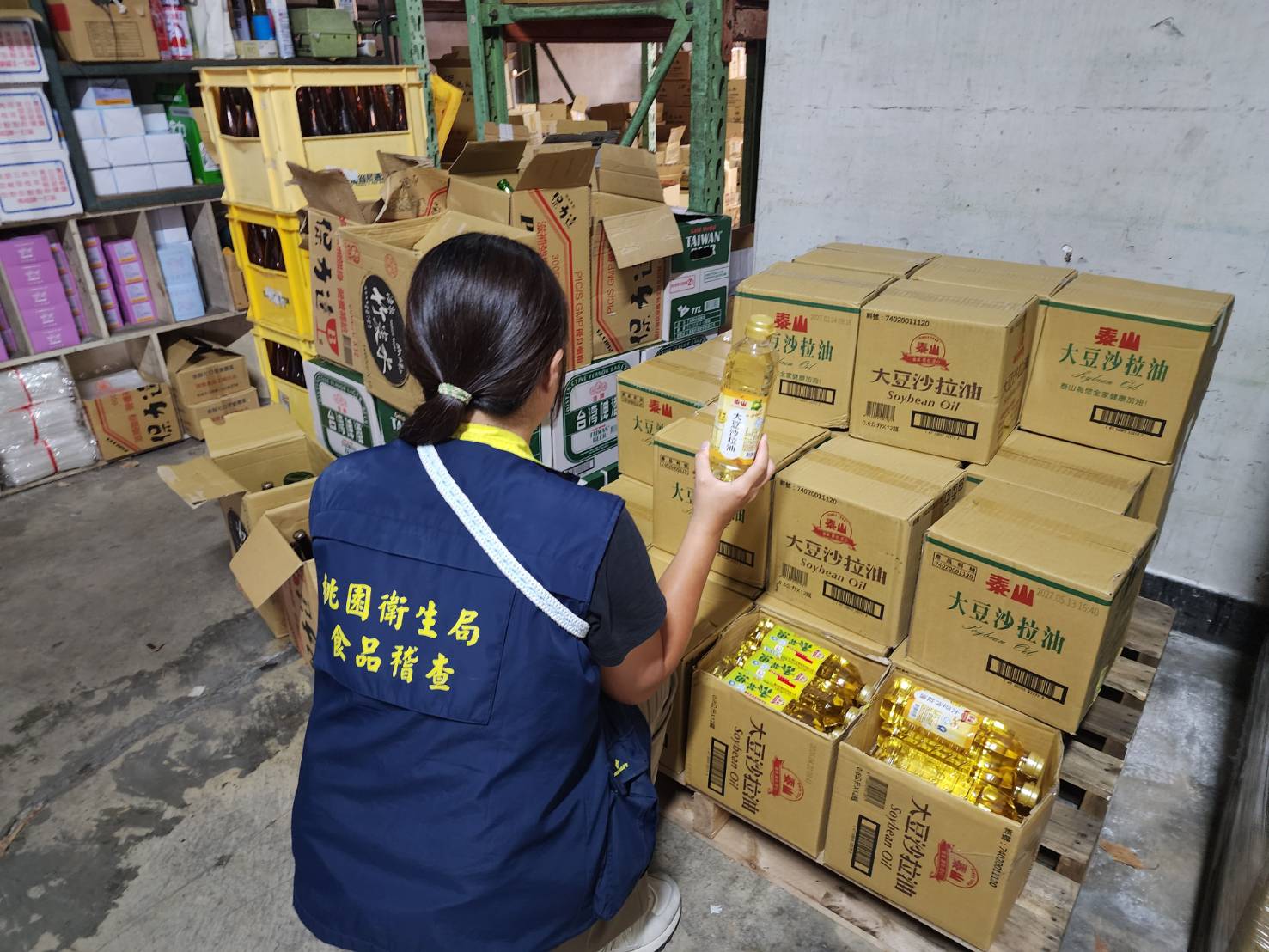 黃世杰質疑桃園清查校園午餐食用油慢半拍 凌濤轟:一再護航中央 - 台北郵報 | The Taipei Post 黃世杰質疑桃園清查校園午餐食用油慢半拍 凌濤轟:一再護航中央 - 台北郵報 | The Taipei Post
