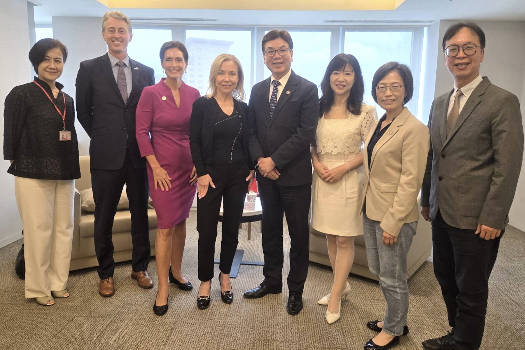 美國斯克茨代爾市長Lisa Borowsky拜會新北市深化雙方城市交流合作 - 台北郵報 | The Taipei Post