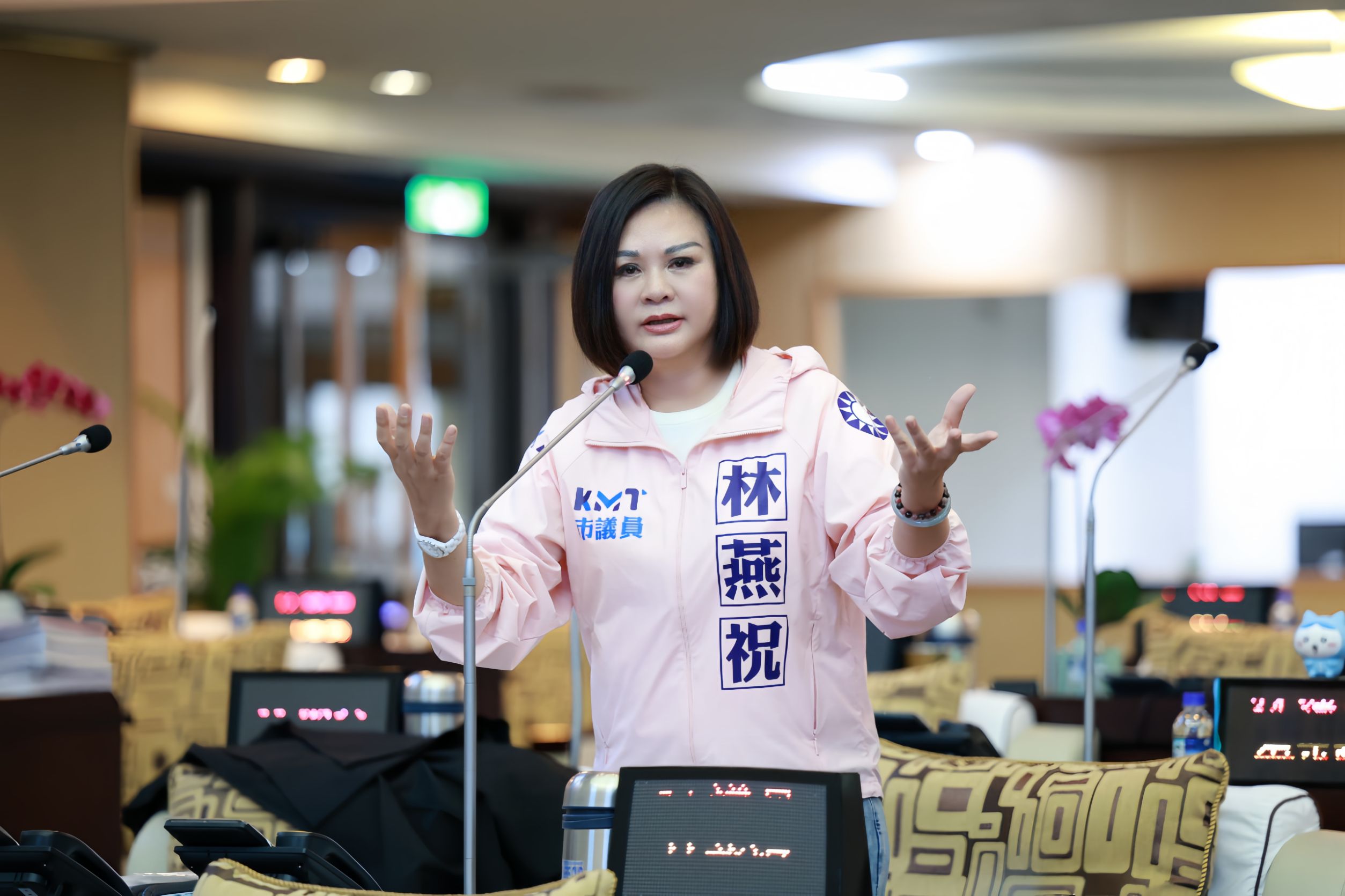 丹娜絲災後標案疑雲重重 林燕祝怒問:誰在發災難財?要求市府全面清查 - 台北郵報 | The Taipei Post 丹娜絲災後標案疑雲重重 林燕祝怒問:誰在發災難財?要求市府全面清查 - 台北郵報 | The Taipei Post