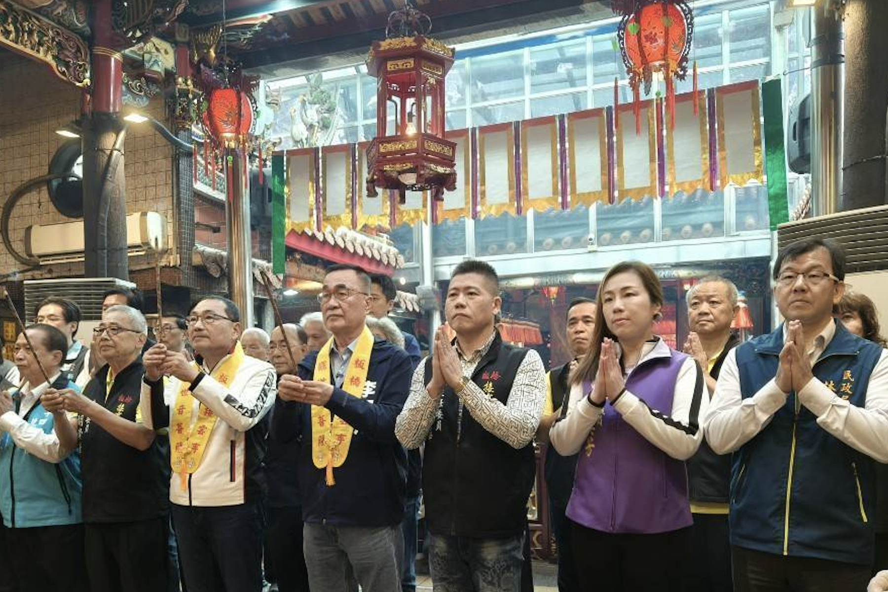 板橋接雲寺歡慶建寺170週年 侯友宜親自前往參拜祈福 - 台北郵報 | The Taipei Post 板橋接雲寺歡慶建寺170週年 侯友宜親自前往參拜祈福 - 台北郵報 | The Taipei Post